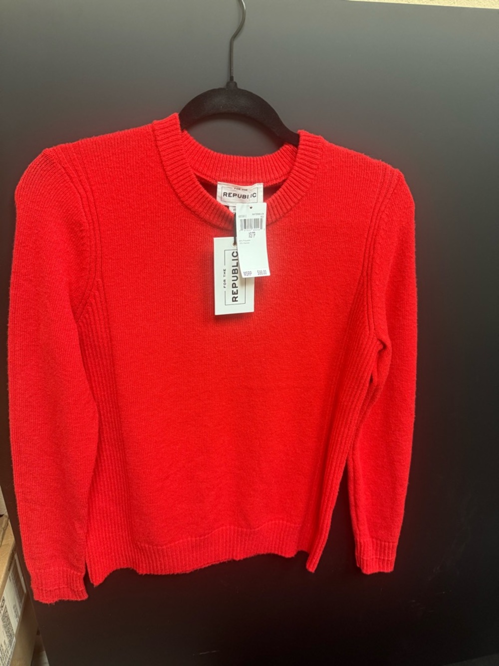 Red Crewneck Sweater - Classic Women's Knit❣️❣️